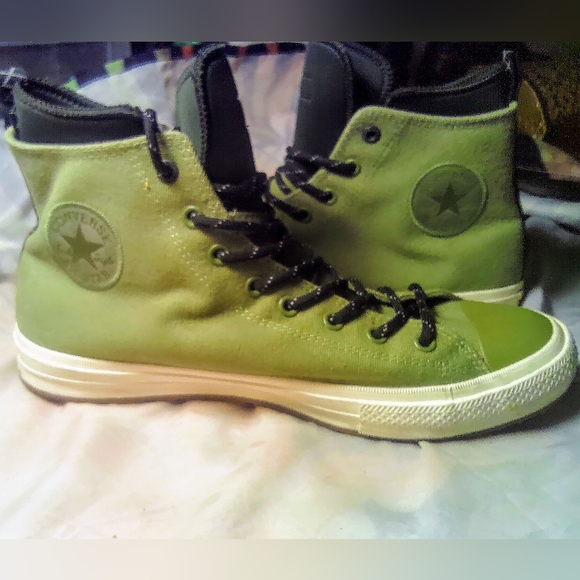 Converse Other - Chuck Taylors